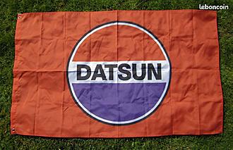 Cliquez sur l'image pour la voir en taille relle 

Nom : 		Datsun.jpg 
Affichages :	147 
Taille :		141,8 Ko 
ID : 			316630